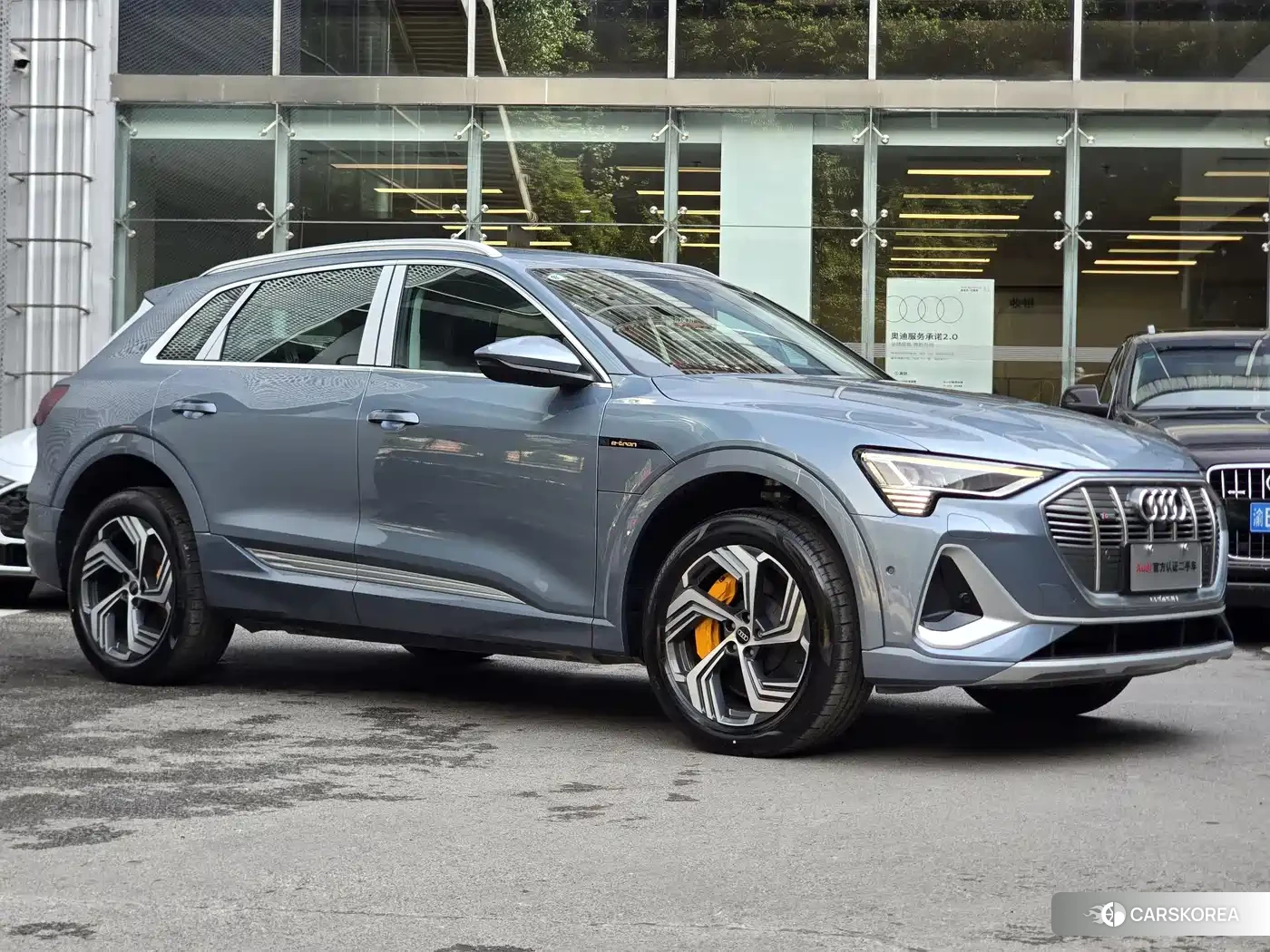 Audi e-tron 2026 Синий из Китая, фото 3