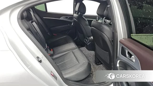 Genesis G70 2018 Серебристо-серый из Кореи, фото 3