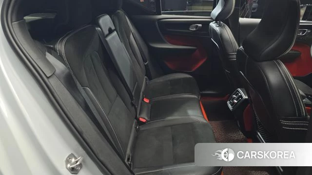 Volvo XC40 2021 Белый из Кореи, фото 3