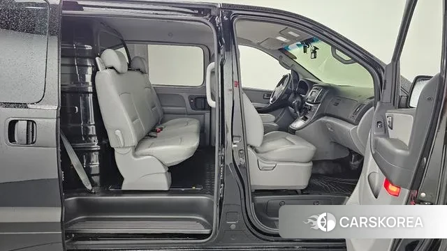 Hyundai The New Grand Starex 2020 Черный из Кореи, фото 3