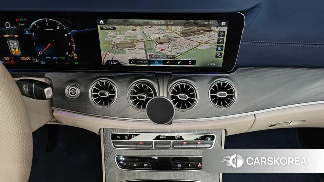 Mercedes-Benz E-Class W213 2023 Белый из Кореи, фото 3