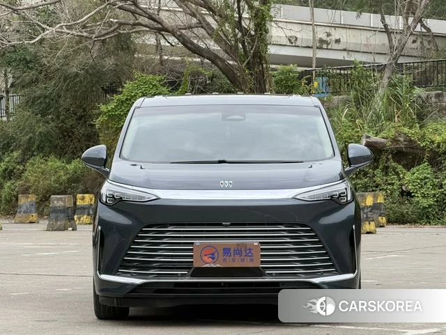 Buick century 2024 Темно-серый из Китая, фото 3