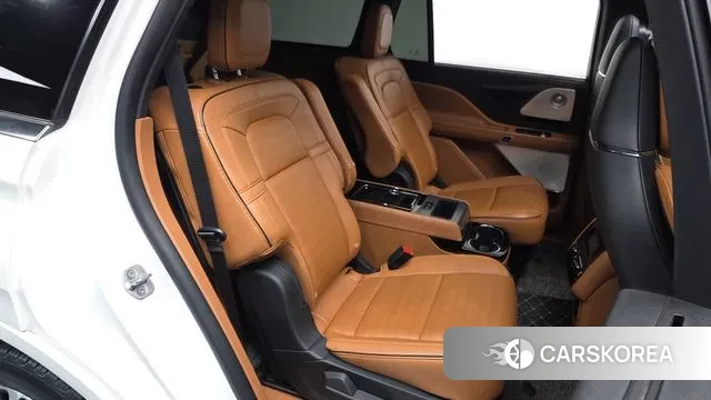 Lincoln Aviator 2nd generation 2021 Белый из Кореи, фото 3