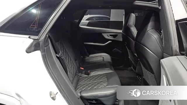 Audi Q8 (4M) 2020 Белый из Кореи, фото 3