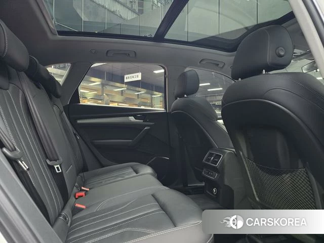 Audi Q5L 2023 Белый из Китая, фото 3