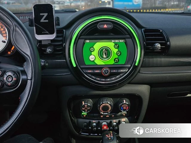 Mini Cooper D Clubman 2018 Черный из Кореи, фото 3