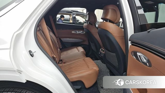 Genesis GV70 2023 Белый из Кореи, фото 3