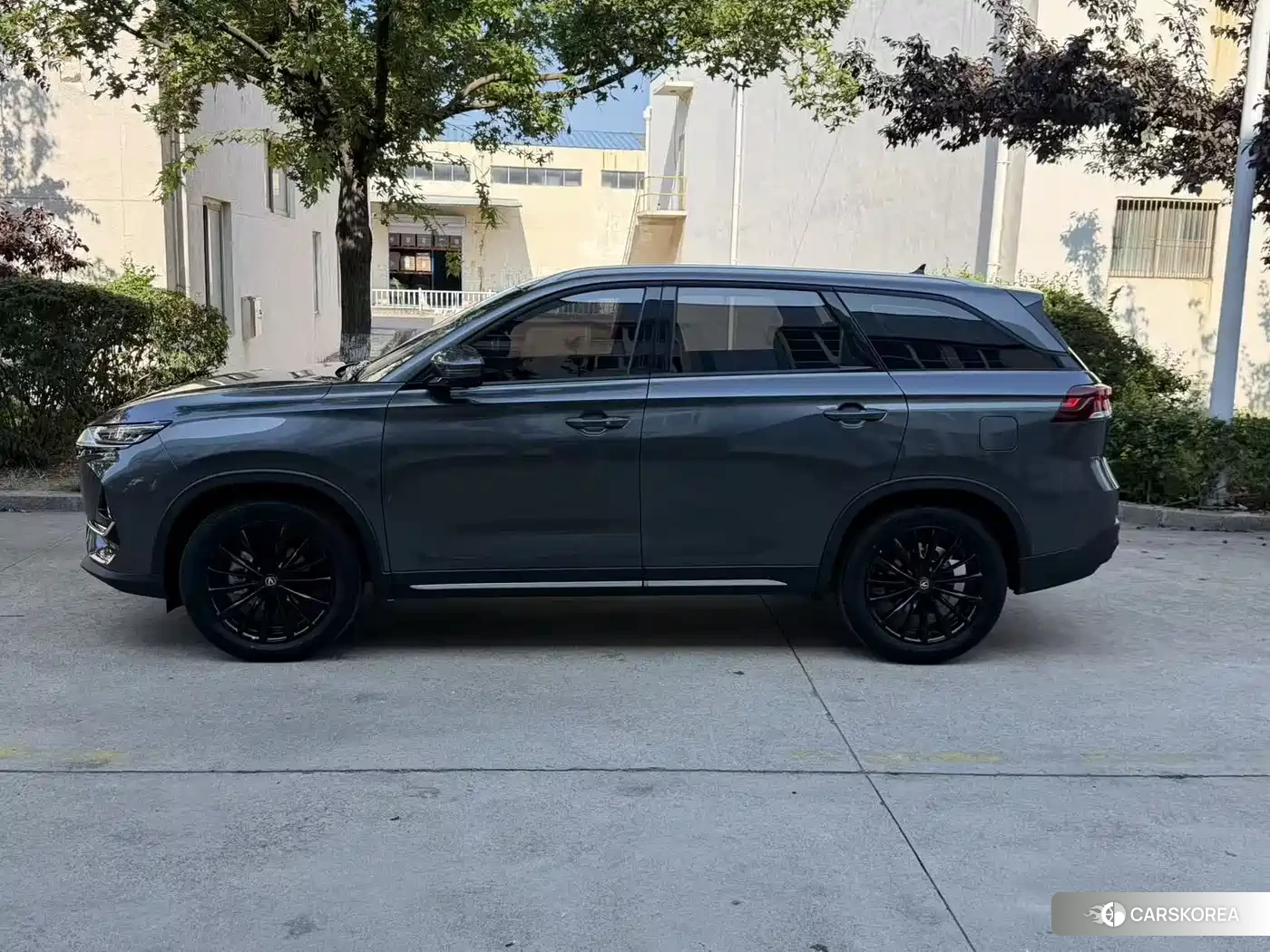 Chang'an CS75 2025 Silver/gray из Китая, фото 3
