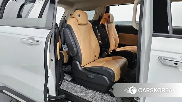 Kia Carnival 4th generation 2023 Белый из Кореи, фото 3
