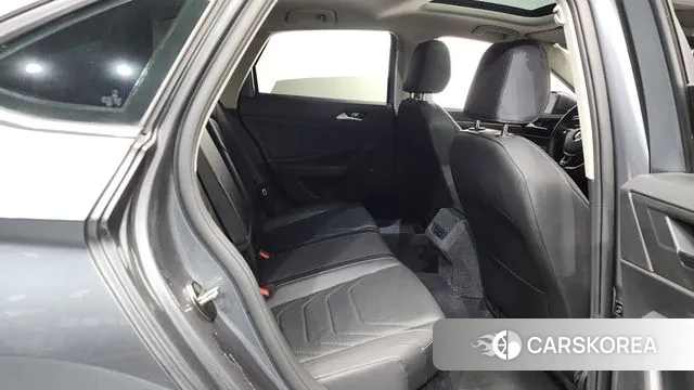 Volkswagen 7th Generation of Jetta 2021 Серый из Кореи, фото 3