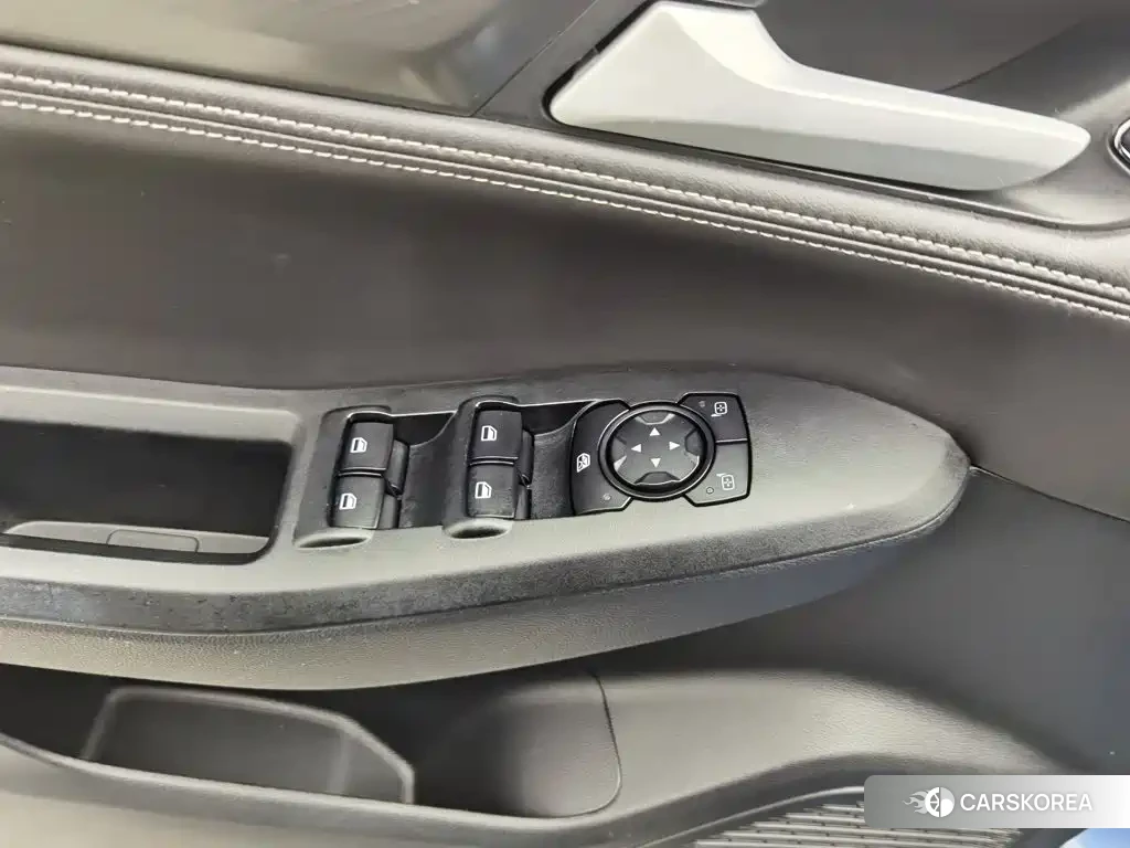 Ford Escort 2021 Синий из Китая, фото 4