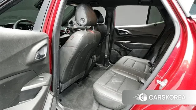 Chevrolet (GM Daewoo) Trax Crossover 2023 Красный из Кореи, фото 3