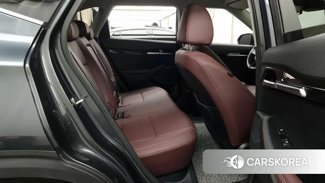 Kia Seltos 2022 Серый из Кореи, фото 3