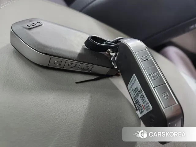 Kia The New Carnival 4th Generation 2024 Белый из Кореи, фото 3