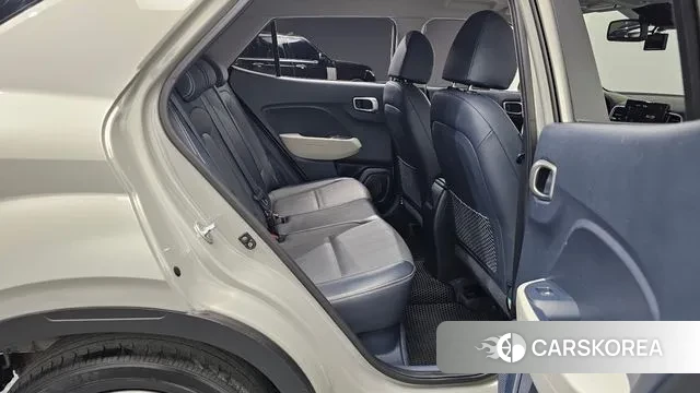 Hyundai Venue 2019 Серебристо-серый из Кореи, фото 3