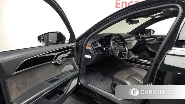 Audi A8 (D5) 2021 Черный из Кореи, фото 3