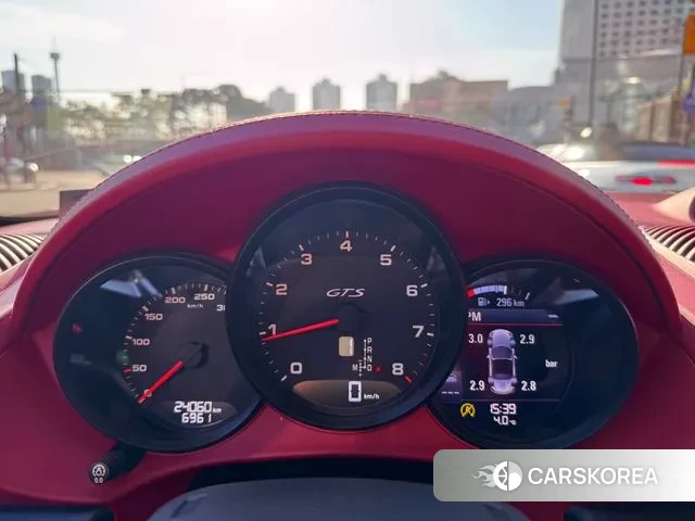 Porsche 718 Boxster 2019 Красный из Кореи, фото 3