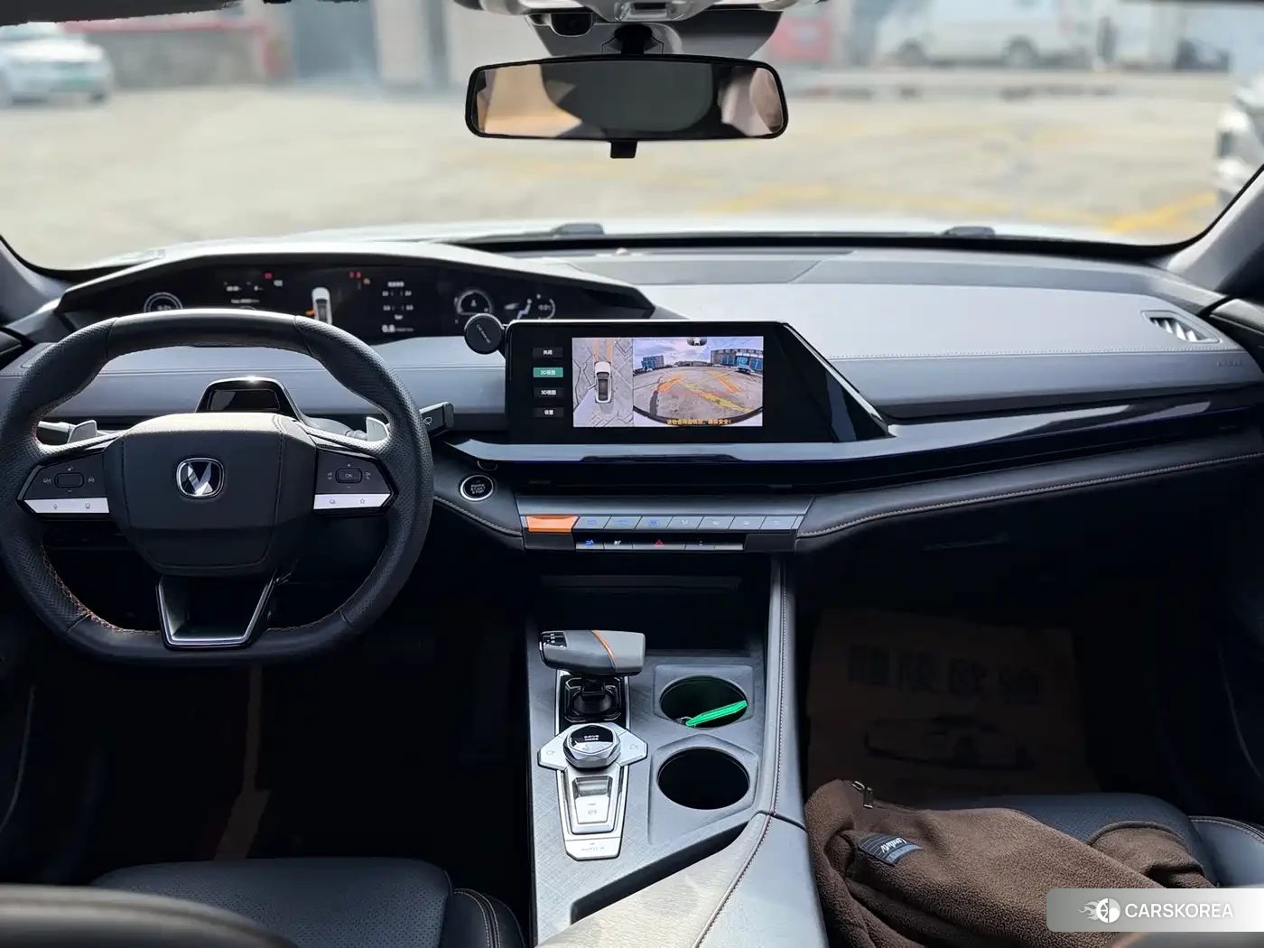 Chang'an Changan UNI-V 2022 Белый из Китая, фото 3