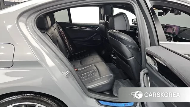 BMW 5 Series (G30) 2021 Серый из Кореи, фото 3