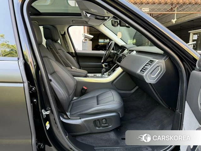 Land Rover Range Rover Sport 2021 Черный из Китая, фото 3
