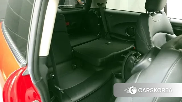 Mini Cooper 2021 Красный из Кореи, фото 3