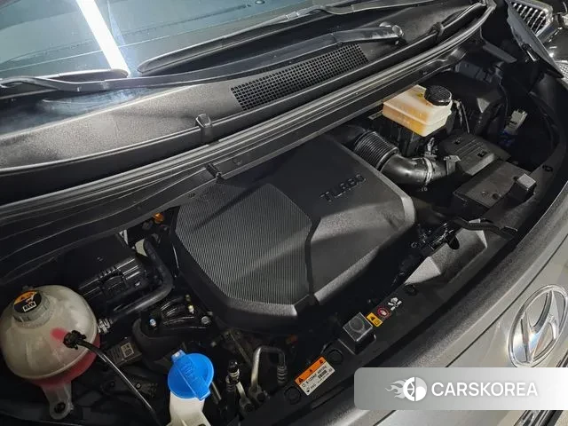 Hyundai Staria 2021 Серый из Кореи, фото 3