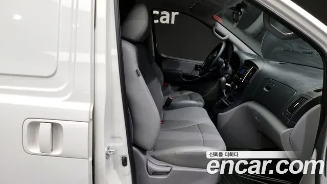 Hyundai The New Grand Starex 2021 Белый из Кореи, фото 3