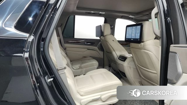 Cadillac Escalade 5th Generation 2021 Черный из Кореи, фото 3