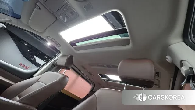 Hyundai The New Grand Starex 2018 Черный из Кореи, фото 3