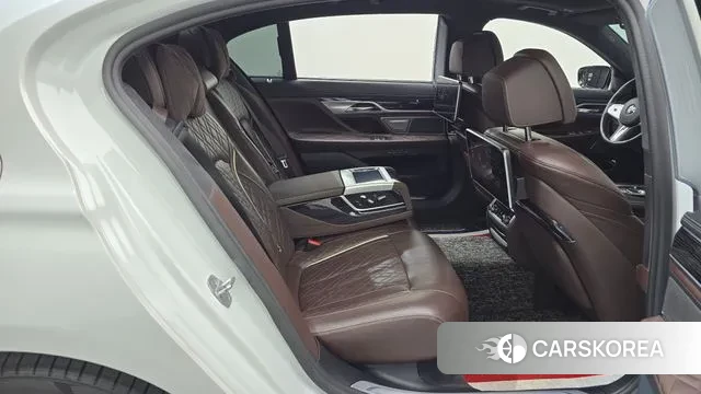 BMW 7 Series (G11) 2020 Белый из Кореи, фото 3