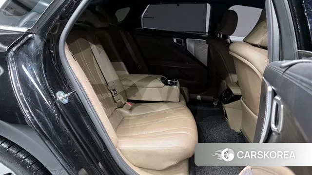 Kia K8 Hybrid 2022 Черный из Кореи, фото 3