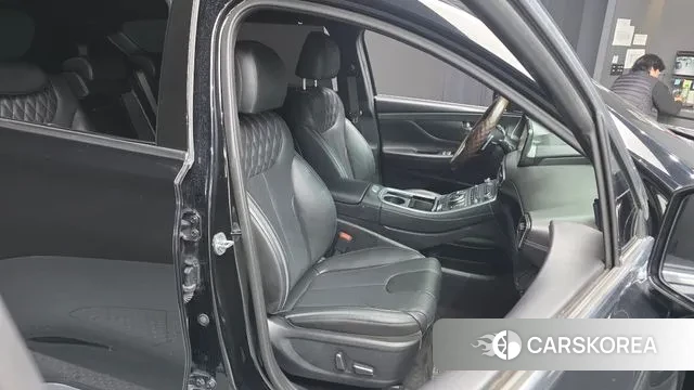 Hyundai The New Santa Fe 2021 Черный из Кореи, фото 3