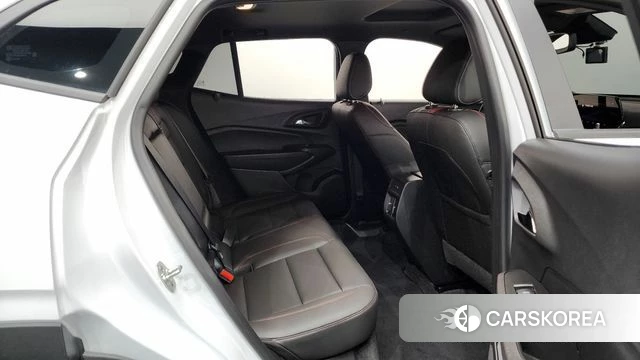 Chevrolet (GM Daewoo) Trax Crossover 2025 Белый из Кореи, фото 3