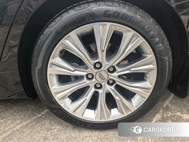 Cadillac CT6 2023 Черный из Китая, фото 3