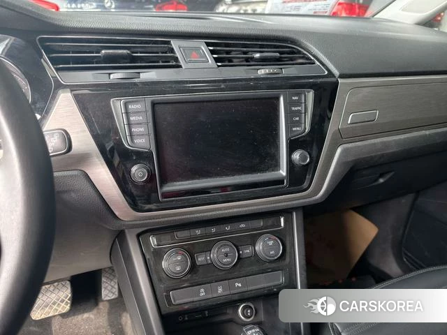 Volkswagen Touran L 2018 Белый из Китая, фото 3