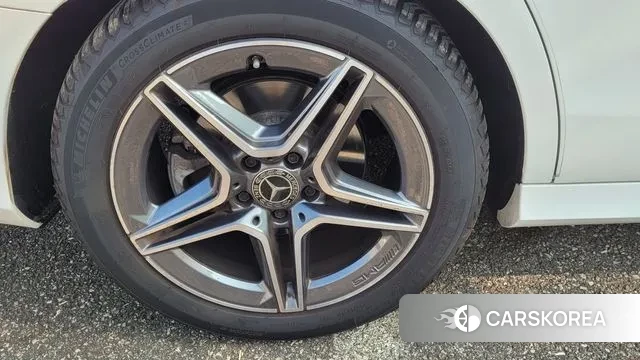 Mercedes-Benz E-Class W213 2023 Белый из Кореи, фото 3