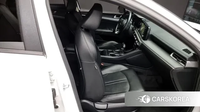 Kia K5 3rd generation 2022 Белый из Кореи, фото 3