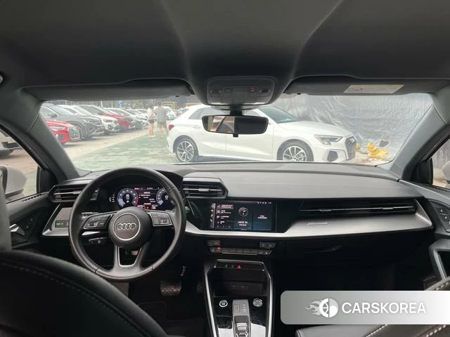 Audi A3 2023 Белый из Китая, фото 3