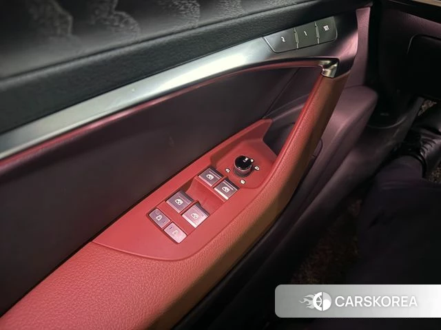 Audi A6 (C8) 2021 Белый из Кореи, фото 3