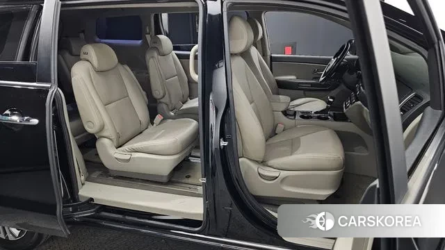 Kia The New Carnival 2019 Черный из Кореи, фото 3