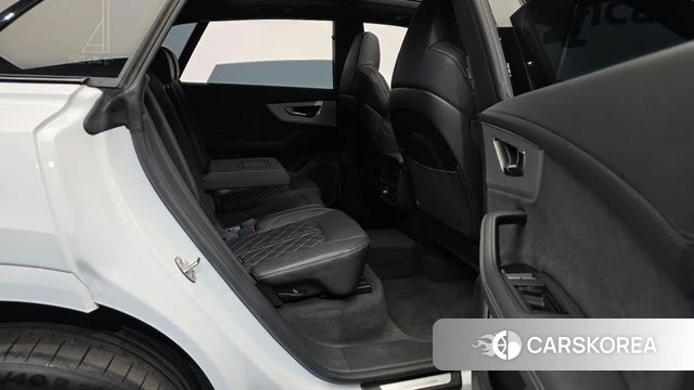 Audi Q8 (4M) 2023 Белый из Кореи, фото 3