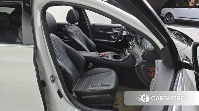 Mercedes-Benz E-Class W213 2021 Белый из Кореи, фото 3