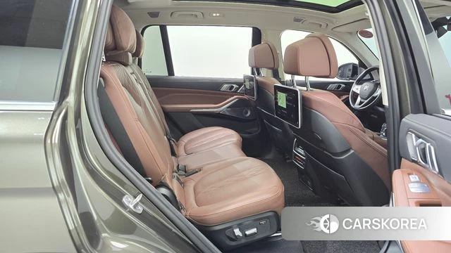 BMW X7 (G07) 2022 Цвет тростника из Кореи, фото 3