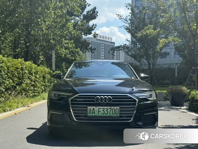 Audi A6L PHEV 2021 Черный из Китая, фото 3