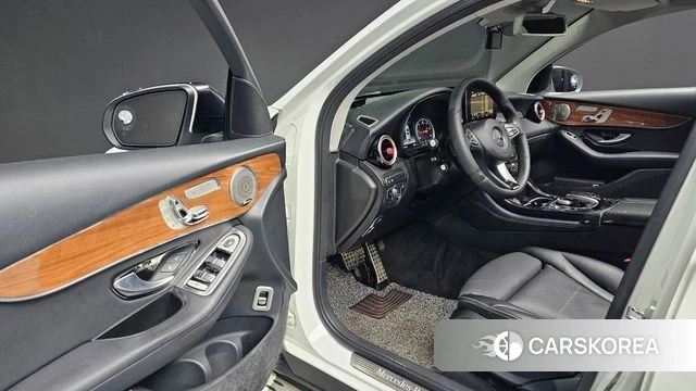 Mercedes-Benz GLC-Class X253 2018 Белый из Кореи, фото 3