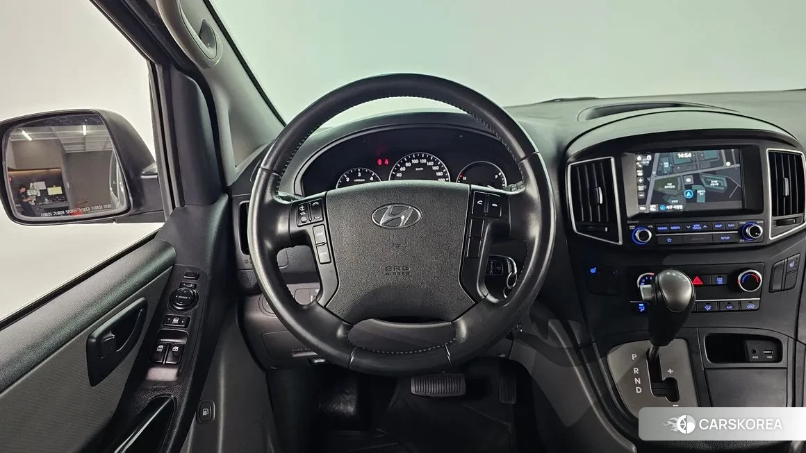 Hyundai The New Grand Starex 2018 Серебристо-серый из Кореи, фото 3