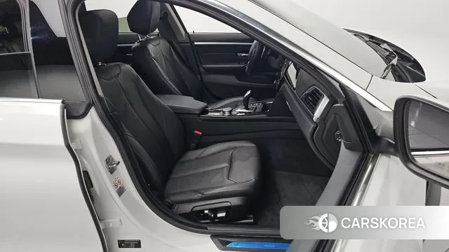 BMW 4 Series (F32) 2018 Белый из Кореи, фото 3