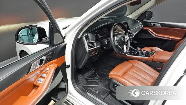 BMW X7 (G07) 2022 Белый из Кореи, фото 3