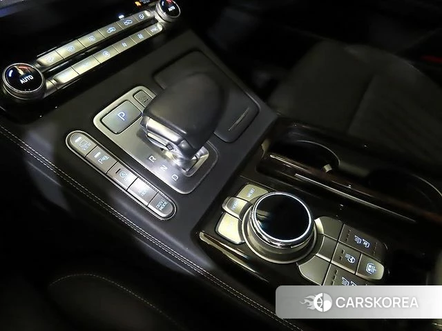 Genesis G90 2019 Черный из Кореи, фото 3