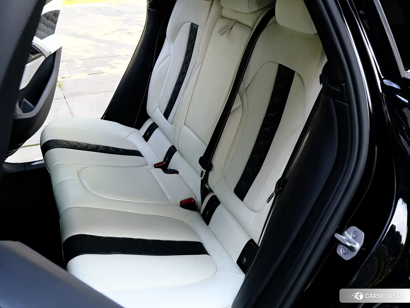 BMW X6 M 2021 Черный из Китая, фото 3